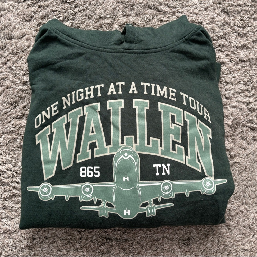 Men’s Morgan Wallen Sweatshirt LARGE